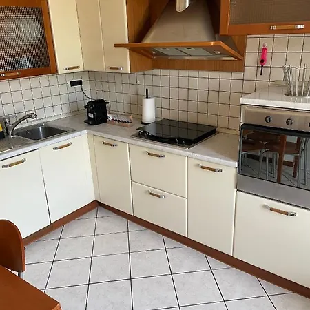 Apartment • - 5 Terre *